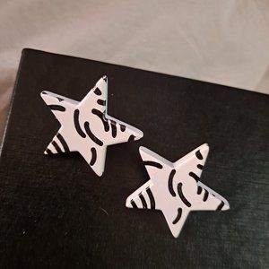 Girls 80s star earrings